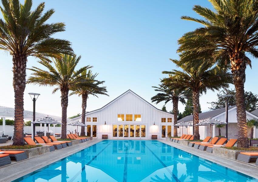 The Iconic Maine Resort You’ll Want To Keep To Yourself